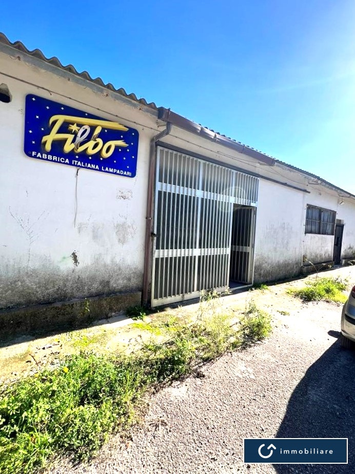 Lagerhaus in Sassari, Italy 220m², Nr. 392453