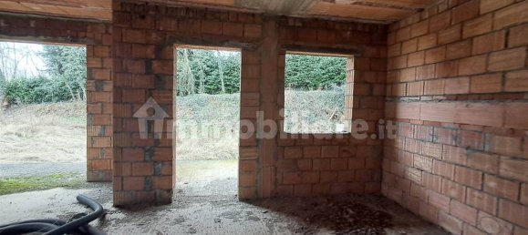 Villa de 3 dormitorios en Gazzola, Italy No. 86998 23