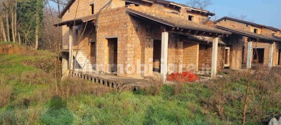 Villa de 3 dormitorios en Gazzola, Italy No. 86998 13