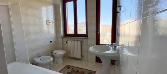3غرفة منزل في Borgo Vercelli, Italy رقم 80692 5
