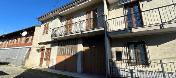 3غرفة منزل في Borgo Vercelli, Italy رقم 80692 12