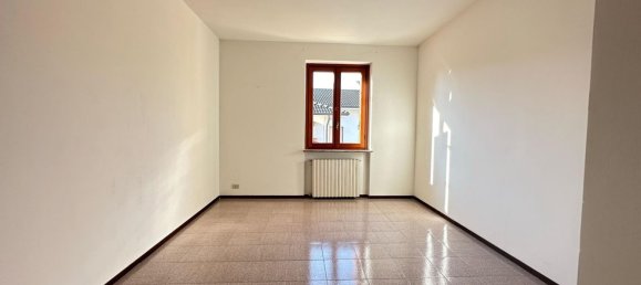 3غرفة منزل في Borgo Vercelli, Italy رقم 80692 21