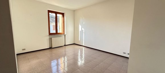 3غرفة منزل في Borgo Vercelli, Italy رقم 80692 22