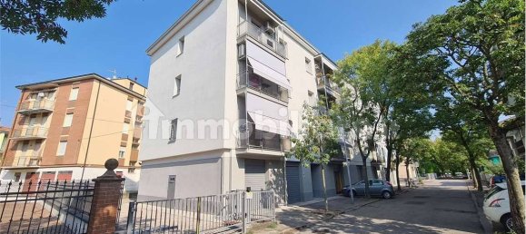 3 Schlafzimmer Wohnung in Modena, Italy, Nr. 323371 25