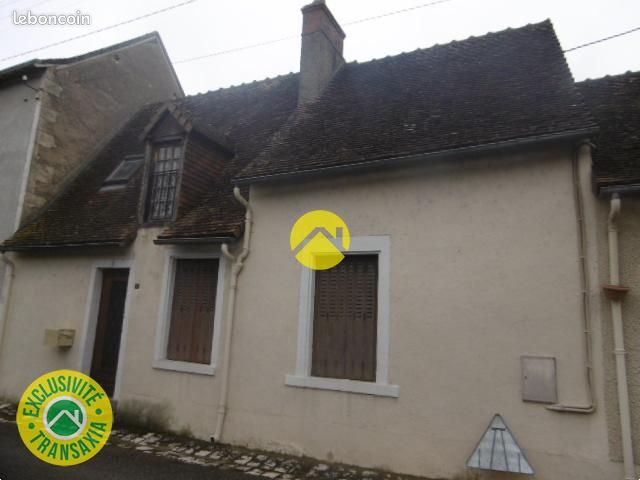 3 bedrooms House in Ruffec, France No. 76207