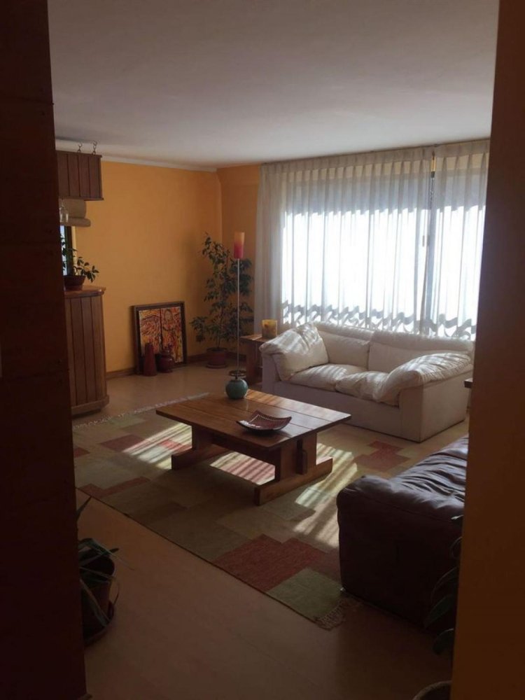 4 bedrooms Apartment in Santiago, Chile No. 3811