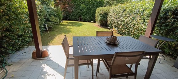 4 bedrooms Villa in Cadorago, Italy No. 362309 9