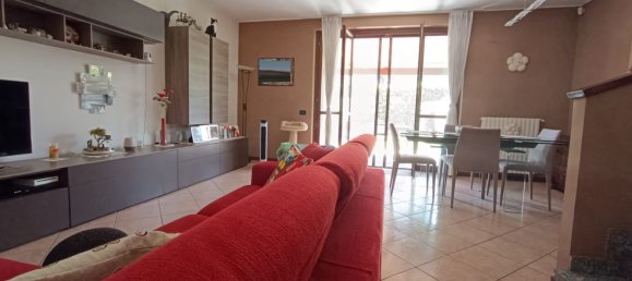 4 bedrooms Villa in Cadorago, Italy No. 362309 5