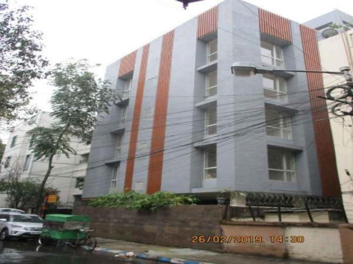 Дом с 3 спальнями в Колката, Индия № 12001