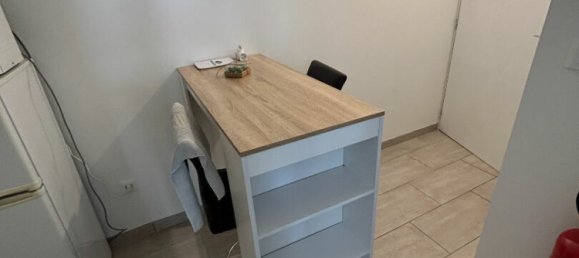 Propiedad comercial en Tinqueux, France 90 m² No. 211462 5