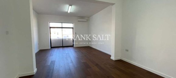 140m² Office in Ta' Xbiex, Malta No. 12288 2