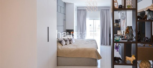 5 bedrooms Villa in Meadows, UAE No. 98613 17