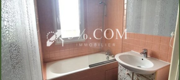 3 bedrooms House in Crouy, France No. 69557 14