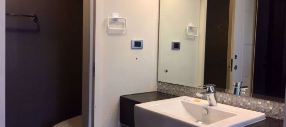 1 bedroom Condo in Khlong Toei, Thailand No. 9555 7