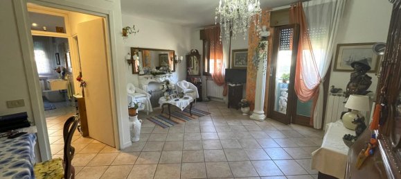 3 rooms Apartment in Cadoneghe, Italy No. 29946 6
