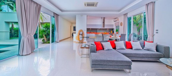 220m² Cafe / restaurant in Pattaya, Thailand No. 1843 11