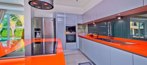 220m² Cafe / restaurant in Pattaya, Thailand No. 1843 12