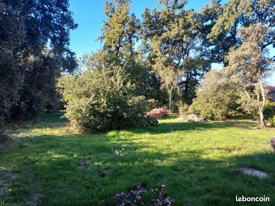 509m² Land in Camps-la-Source, France No. 278617