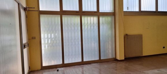 51m² Commercial property in San Donà di Piave, Italy No. 369917 6