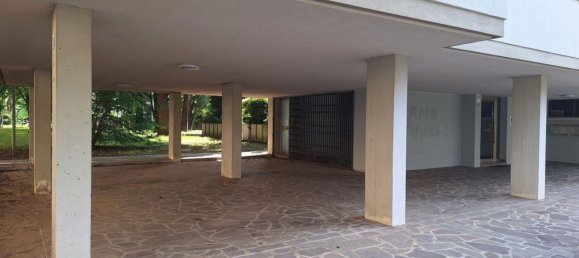 51m² Commercial property in San Donà di Piave, Italy No. 369917 11