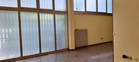 51m² Commercial property in San Donà di Piave, Italy No. 369917 5
