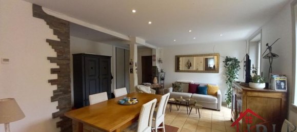 1 bedroom Apartment in Lons-le-Saunier, France No. 360408 2