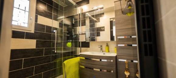 4 bedrooms House in Savigny-le-Temple, France No. 350619 9