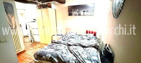 Studio in Siena, Italy No. 38021 6