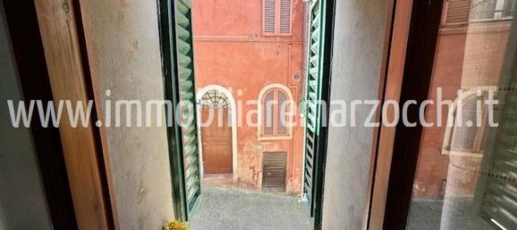 Studio in Siena, Italy No. 38021 11