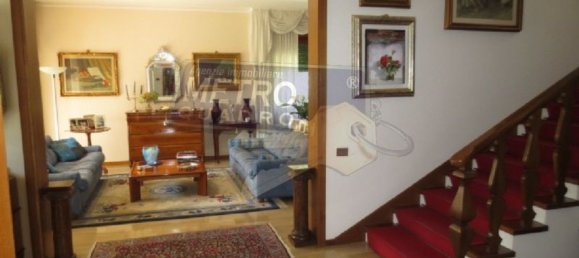 7 bedrooms Villa in Thiene, Italy No. 346425 3