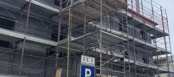 8 Schlafzimmer Wohnung in Novi di Modena, Italy, Nr. 365278 9