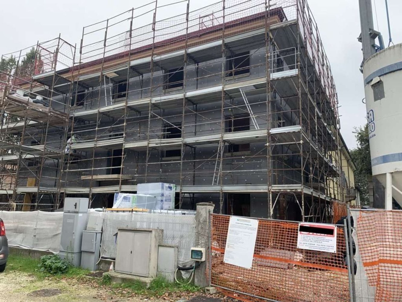 8 Schlafzimmer Wohnung in Novi di Modena, Italy, Nr. 365278