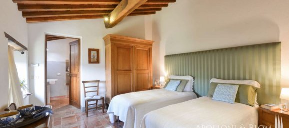 10 chambres Terrain à Radda in Chianti, Italy No. 56409 25