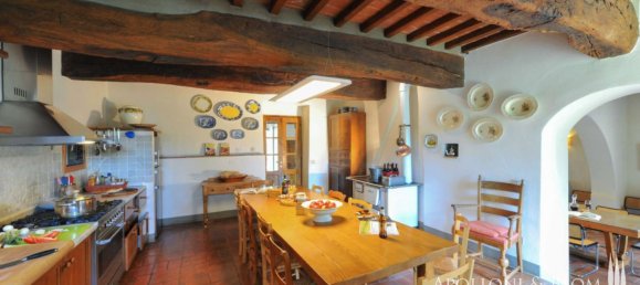 10 chambres Terrain à Radda in Chianti, Italy No. 56409 15