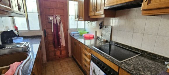 4 bedrooms Villa in La Marina, Spain No. 10853 19