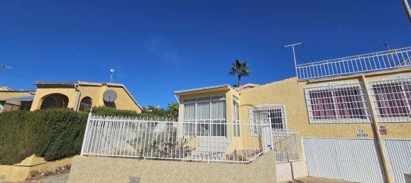 4 bedrooms Villa in La Marina, Spain No. 10853 4