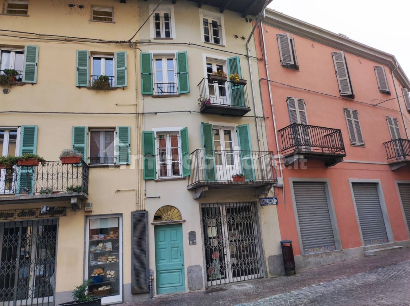 1 bedroom Apartment in Ivrea, Italy No. 63423