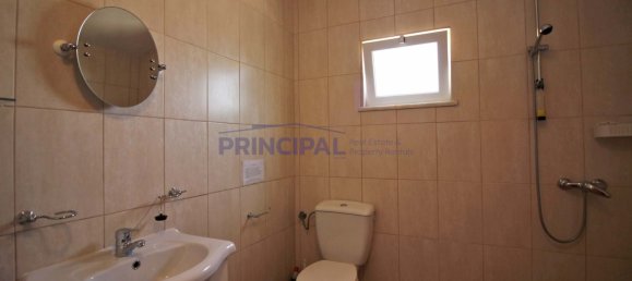 3 Schlafzimmer Villa in Guia, Portugal, Nr. 144670 17