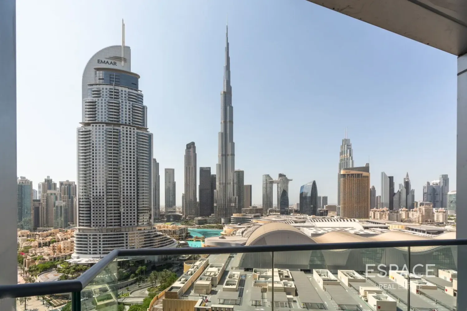 Apartamento de 2 dormitorios en Downtown Dubai (Downtown Burj Dubai), UAE No. 108459