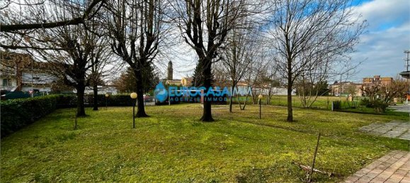 5 Schlafzimmer Villa in Novi di Modena, Italy, Nr. 59558 7