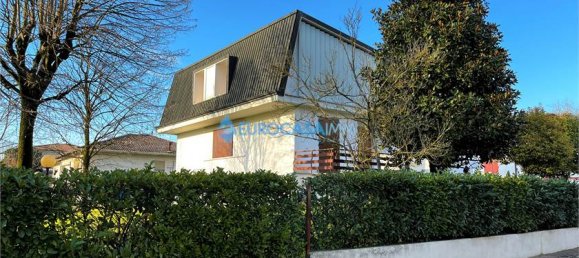 5 Schlafzimmer Villa in Novi di Modena, Italy, Nr. 59558 3