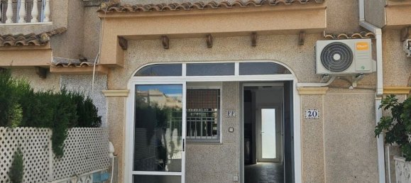 2 bedrooms Townhouse in Torrevieja, Spain No. 190710 18