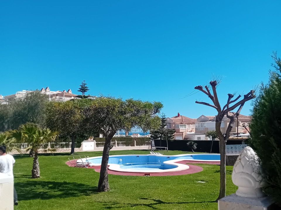 2 bedrooms Townhouse in Torrevieja, Spain No. 190710