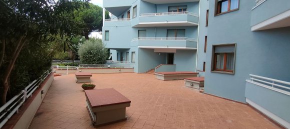 5 bedrooms Apartment in Prato, Italy No. 342039 34