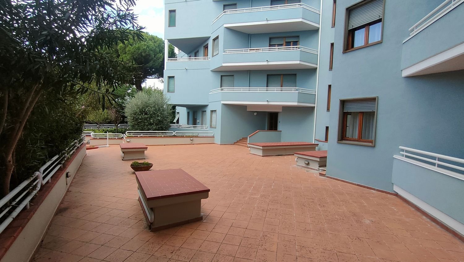 5 bedrooms Apartment in Prato, Italy No. 342039