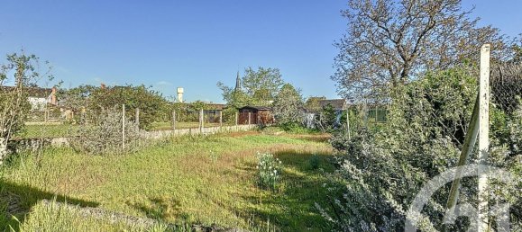 2 bedrooms House in Souesmes, France No. 63031 3