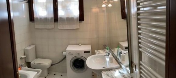 Квартира с 2 комнатами в Фучеккьо, Италия № 39152 19