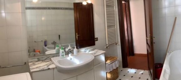 Квартира с 2 комнатами в Фучеккьо, Италия № 39152 14