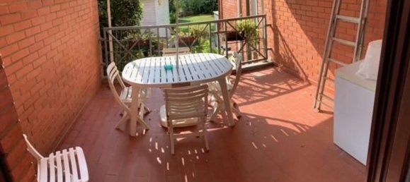 Квартира с 2 комнатами в Фучеккьо, Италия № 39152 10