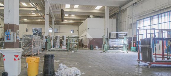 1700m² Warehouse in Chiari, Italy No. 359661 13